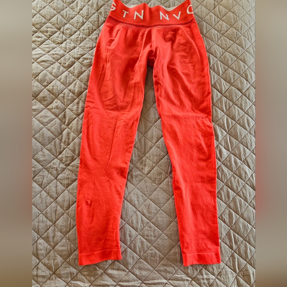 NVGTN strawberry red leggings size S